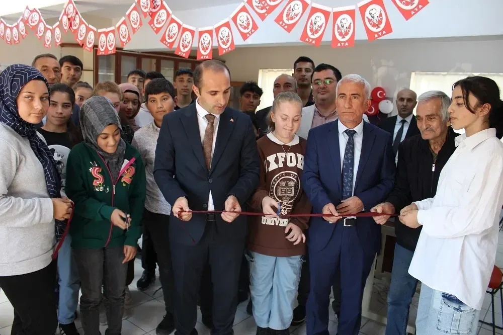 İskilip'te AB Destekli Teknoloji Sınıfı Açıldı