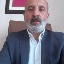 İsmail Uğur